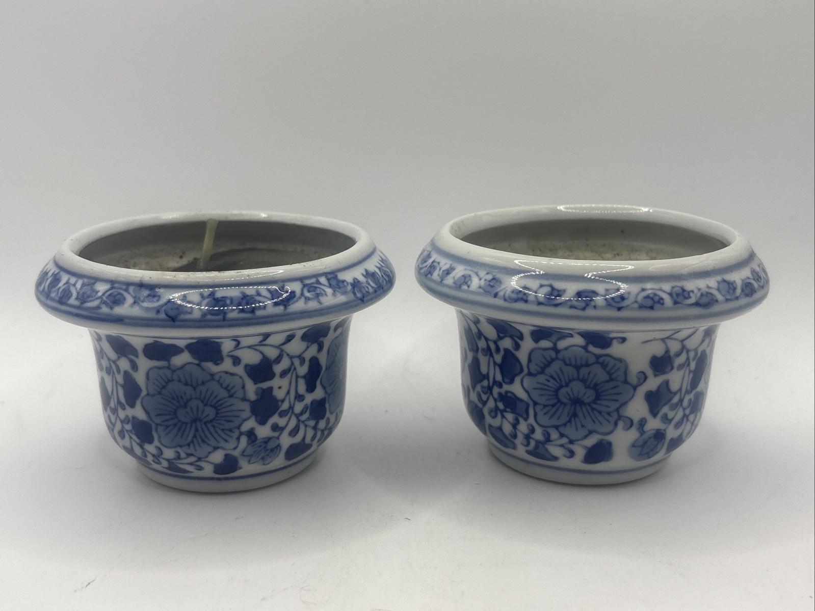 VTG Blue White Porcelain Flower Mini Candle Holder Planter Pot Set Of 2 READ