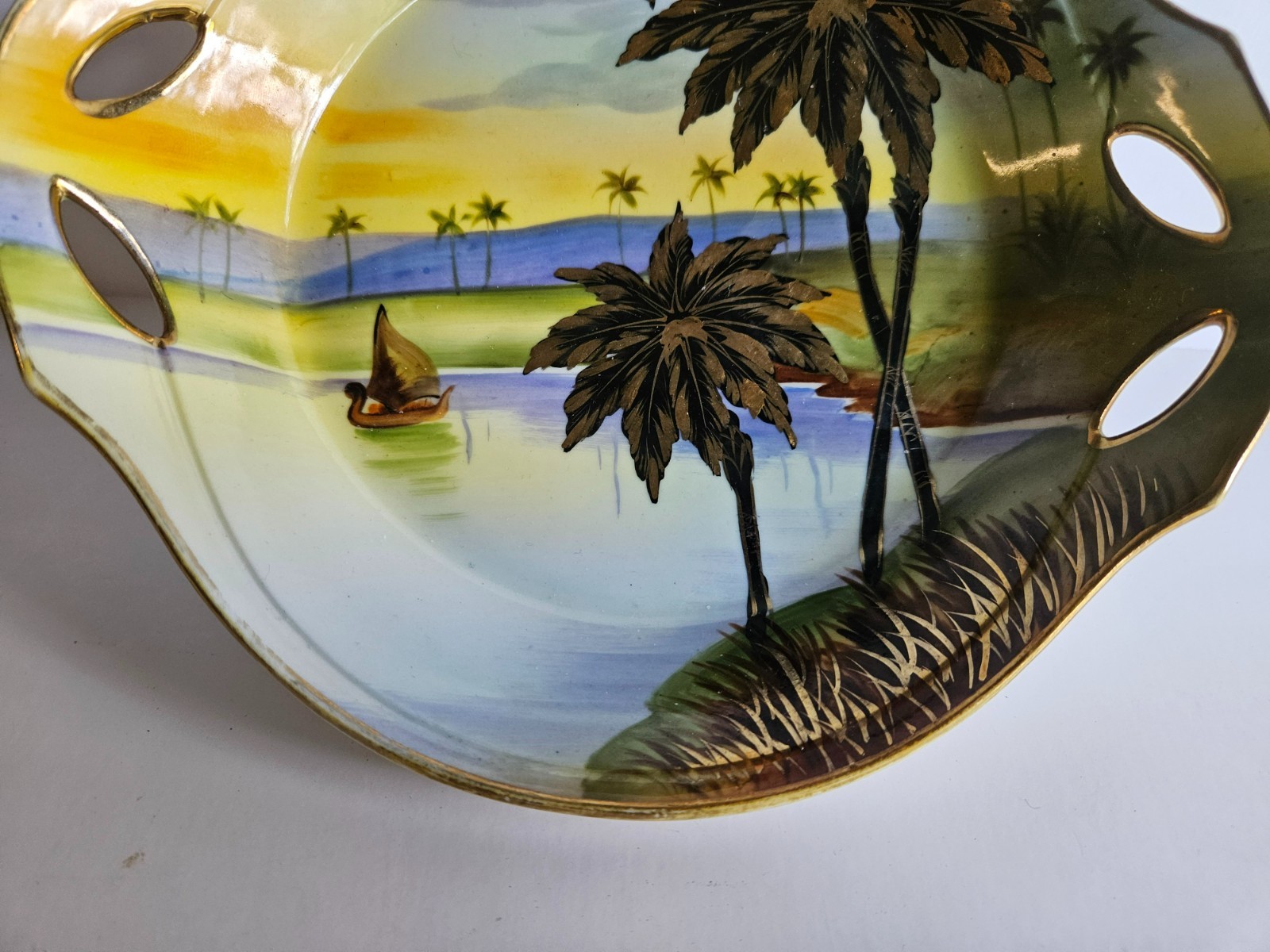 Antique Nippon Morimura Hand Painted Waterscape Gold Palm Trees Bowl 7 1/2 “