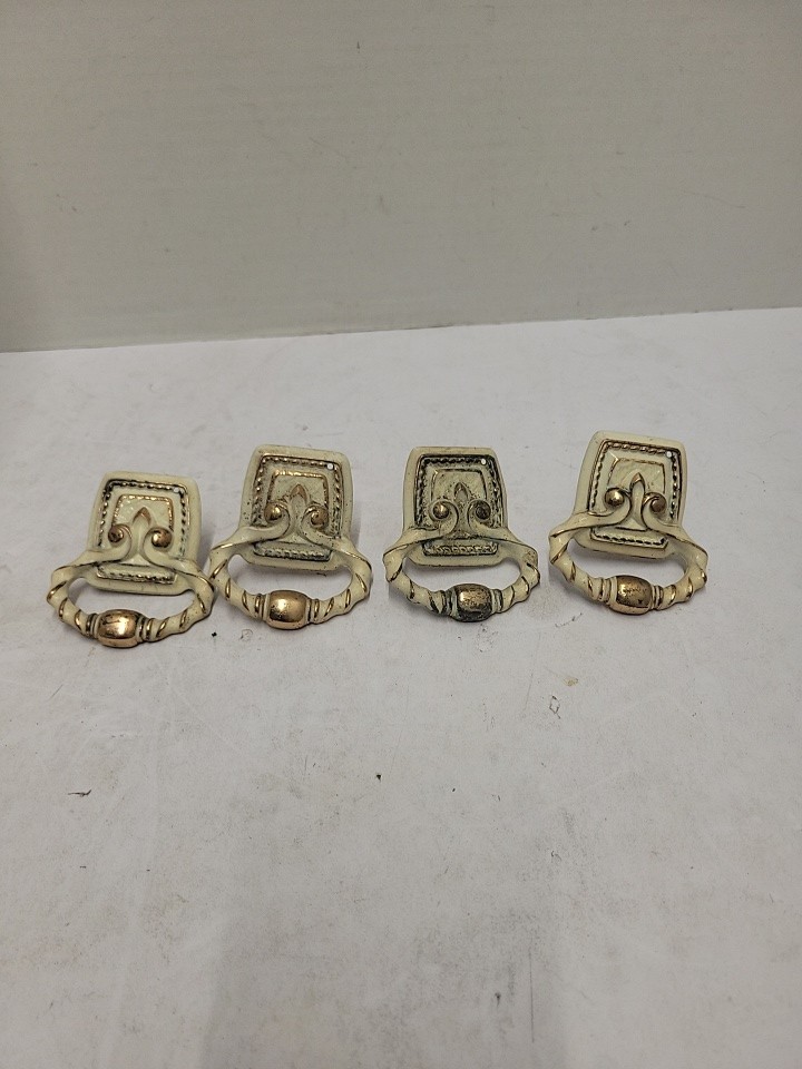 true vintage hardware 4 salvaged drawer pulls white w/gold accent 1970’s retro!