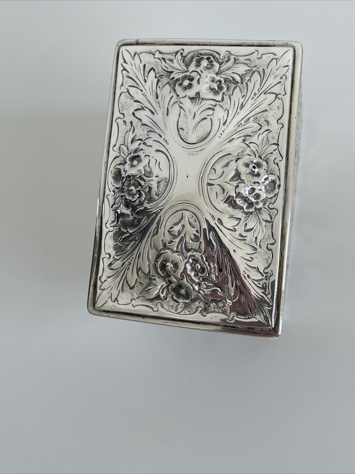Stunning Silver Victorian Hinged Tea Caddy -Hallmarked London 1852 – 295g Weight