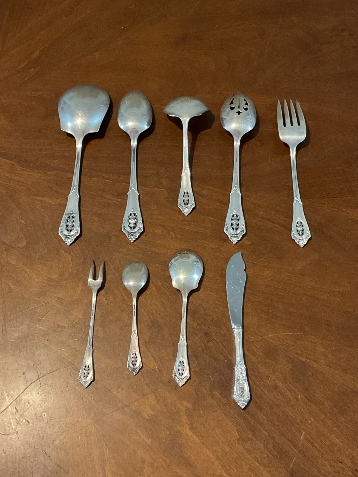 Wallace Sterling Silver Flatware Set For 12 81 Pieces 120 oz approximately 3600g