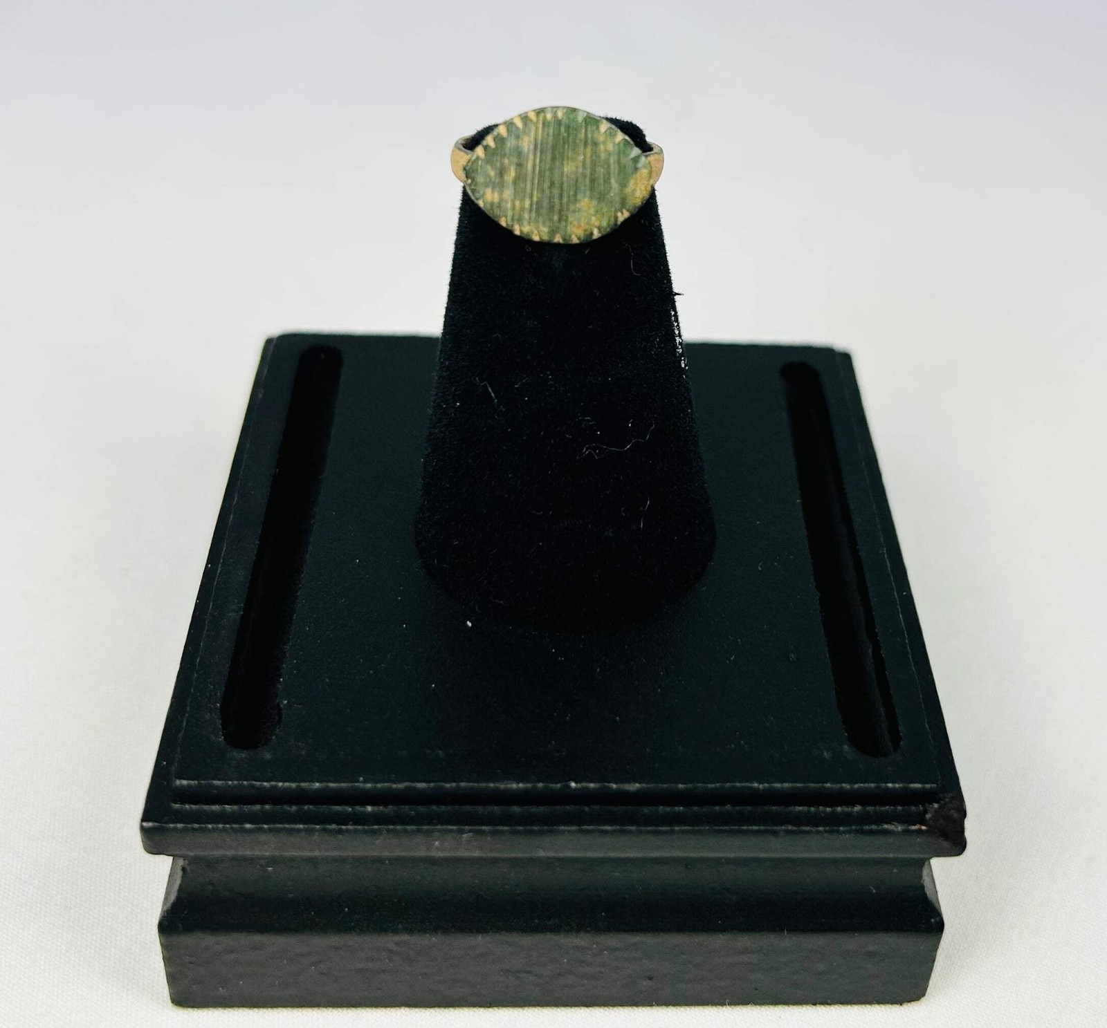 Imperial Roman | Bronze Ring Featuring Incised Linework Circa 2nd–4th Century AD