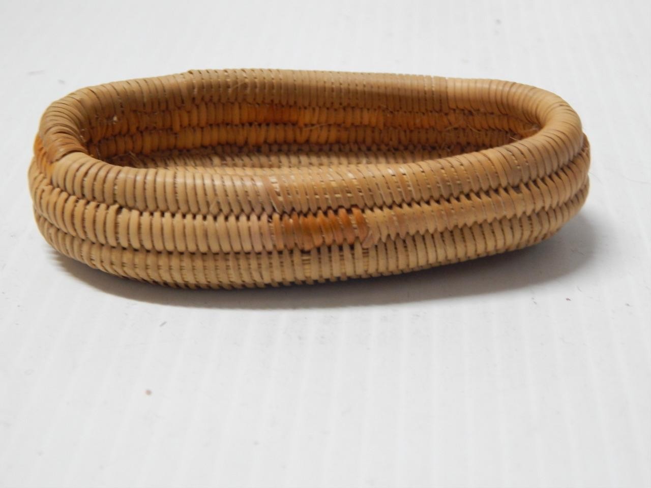 ANTIQUE DIEGUENO MISSION INDIAN BOAT SHAPED MINIATURE BASKET SO. CALIF