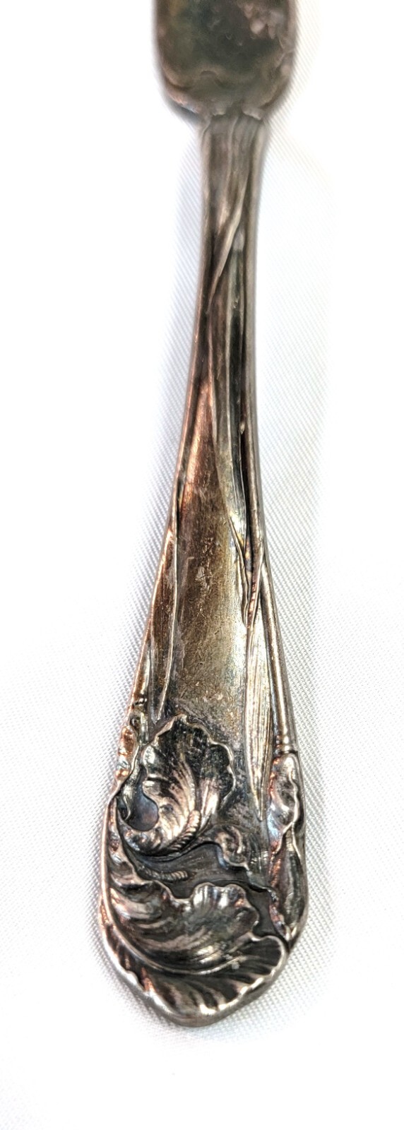 Community Silver Triple Plus Flower De Luce Silverplate Master Butter Knife