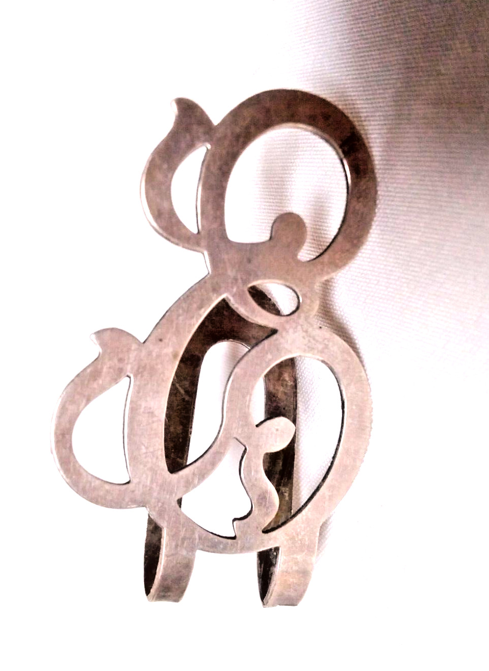 VINTAGE STERLING SILVER INITIAL NAPKIN CLIP A.L. WAGNER
