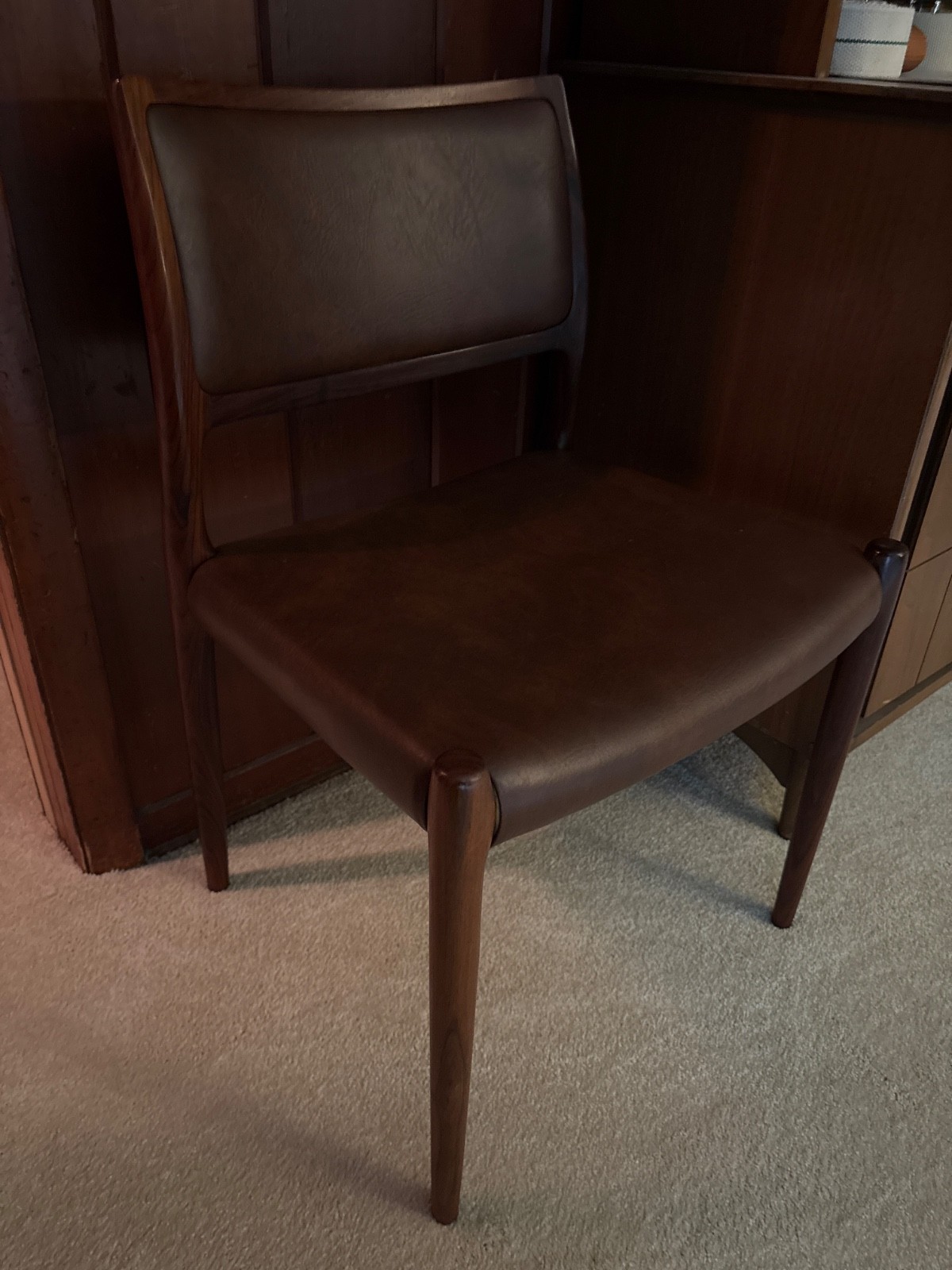 Moller Model 80 Rosewood & Leather Chair