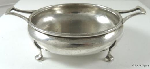 Arts & Crafts Solid Sterling Silver Salt / Sauce Dish by AE Jones Hallmarked