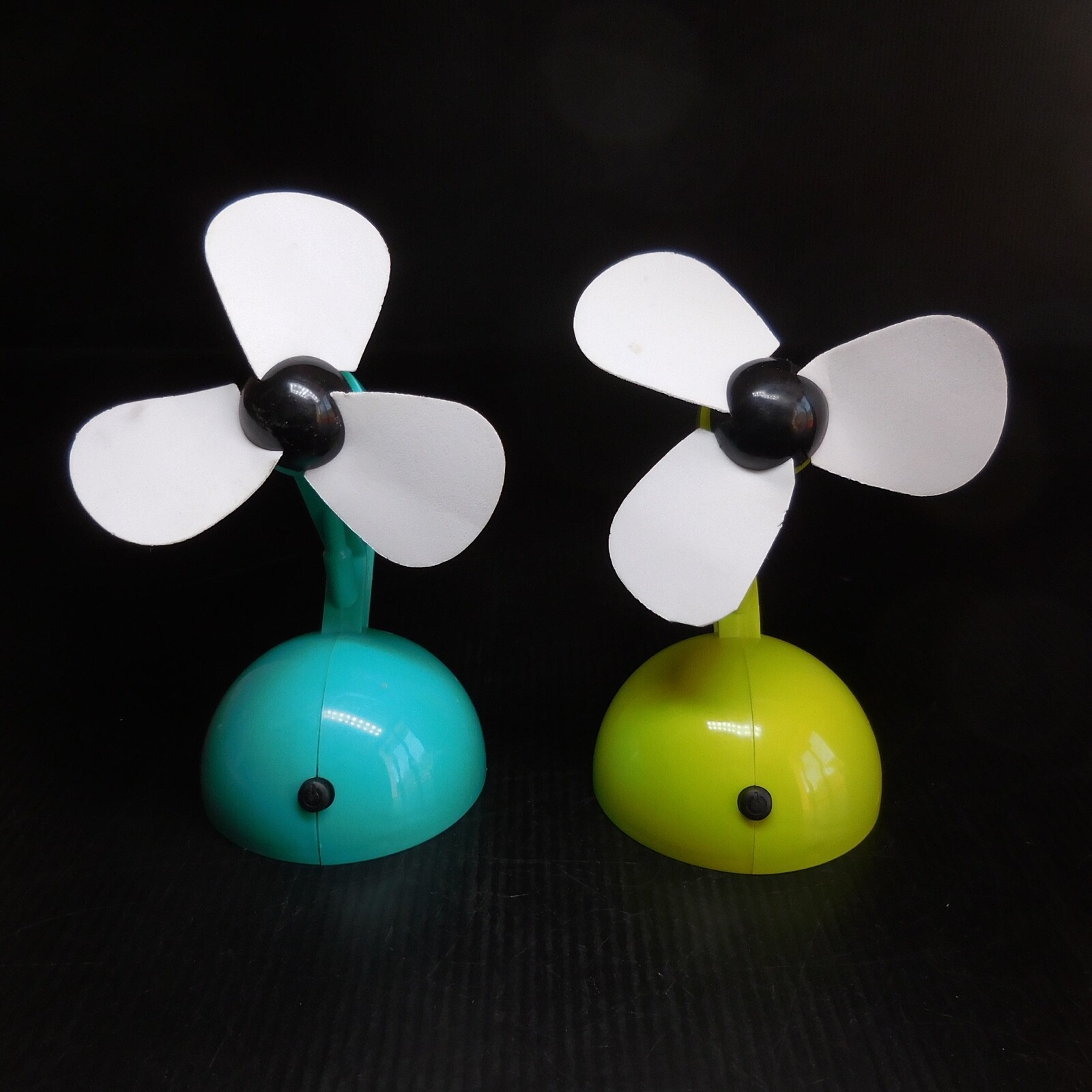 2 Vintage Green Electric Table Desk Fans PENDING Design China N7504