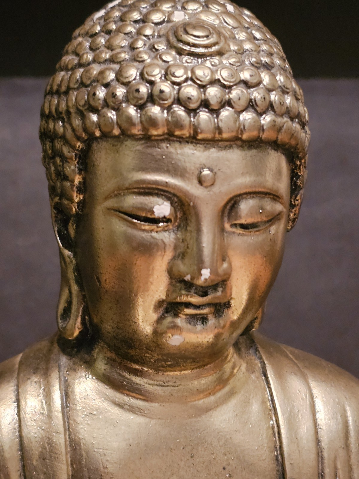 Vintage gilded chalkware or plaster japanese Buddha Statue. 28cm tall. over 2kg