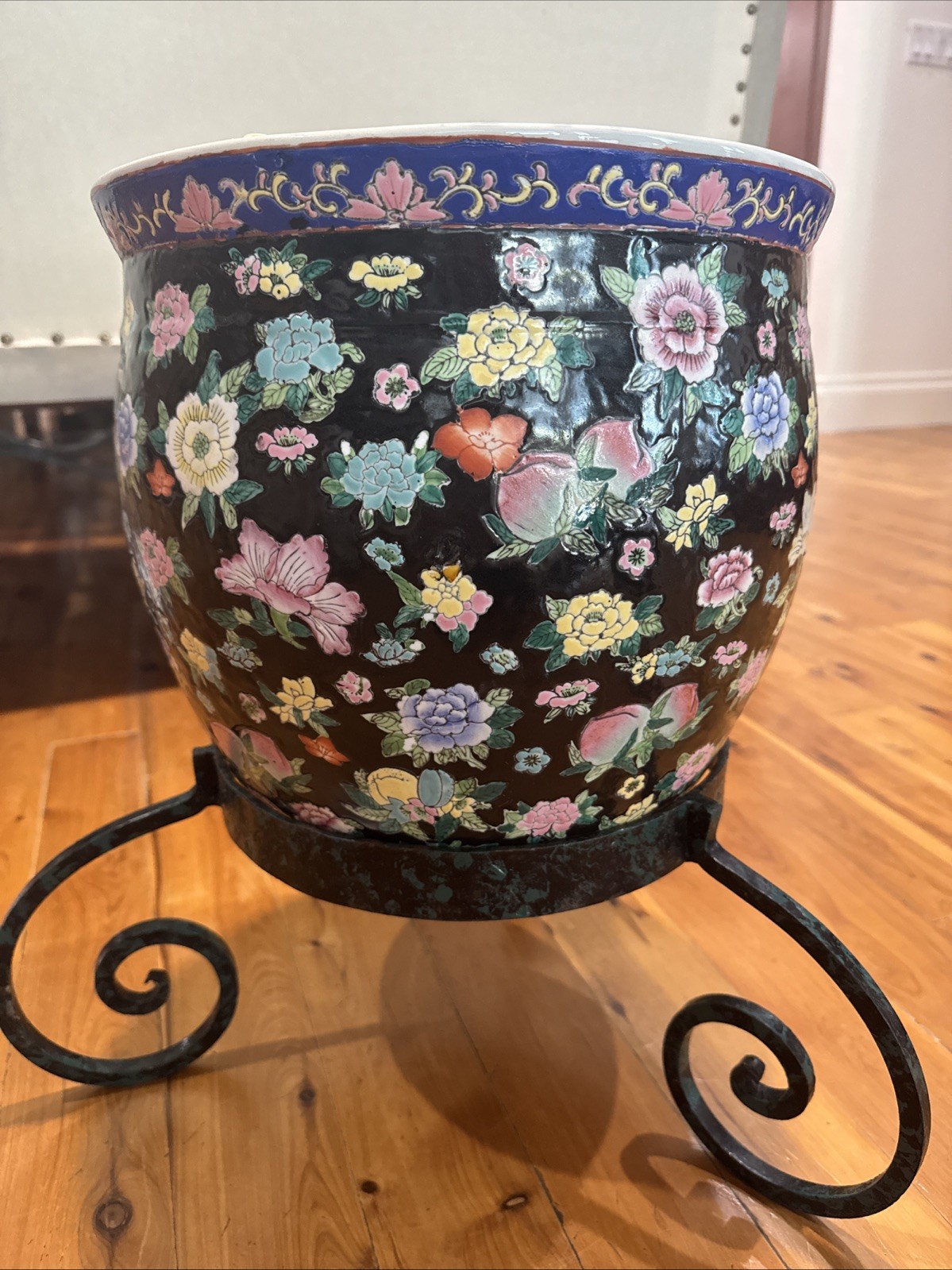 Vintage Chinese Porcelain Fish Bowl Planter Black Multi-colored 12.5” W/ Stand