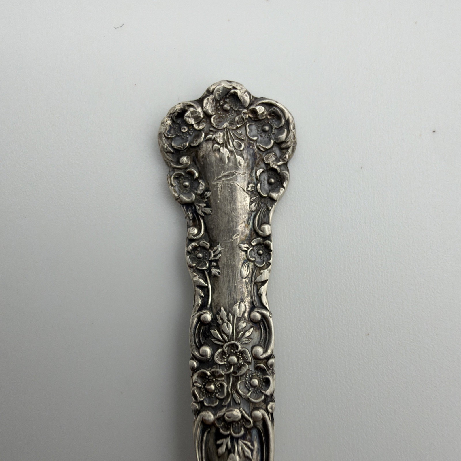 Wallace Sterling Silver Teaspoon Violet Pattern Pat. 1900 Floral 8g Antique