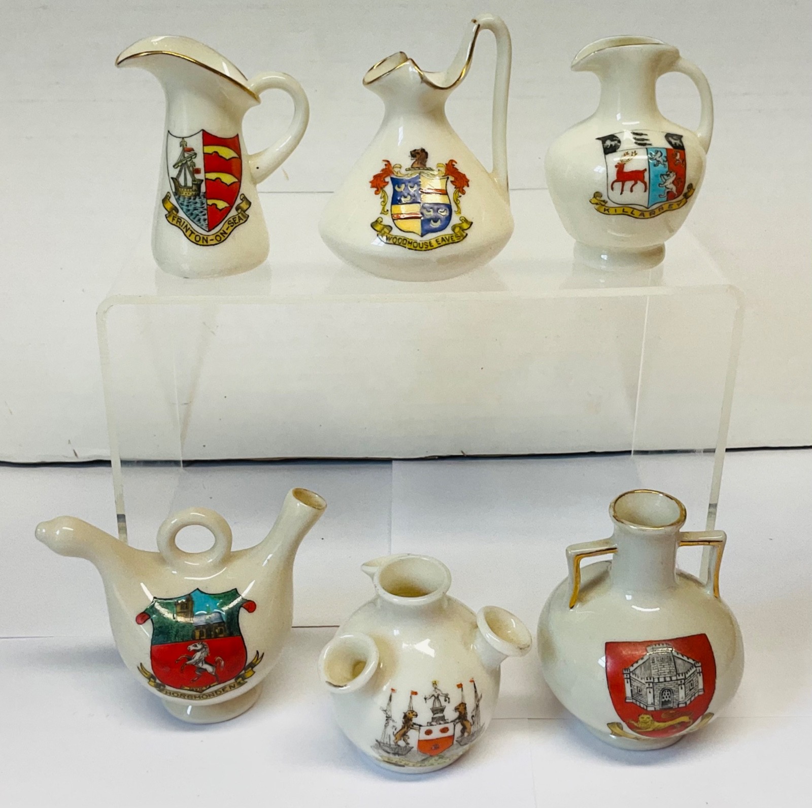 3 Vintage CRESTED WARE Miniature Pitchers & Vases – Foley, Arcadian & Gemma
