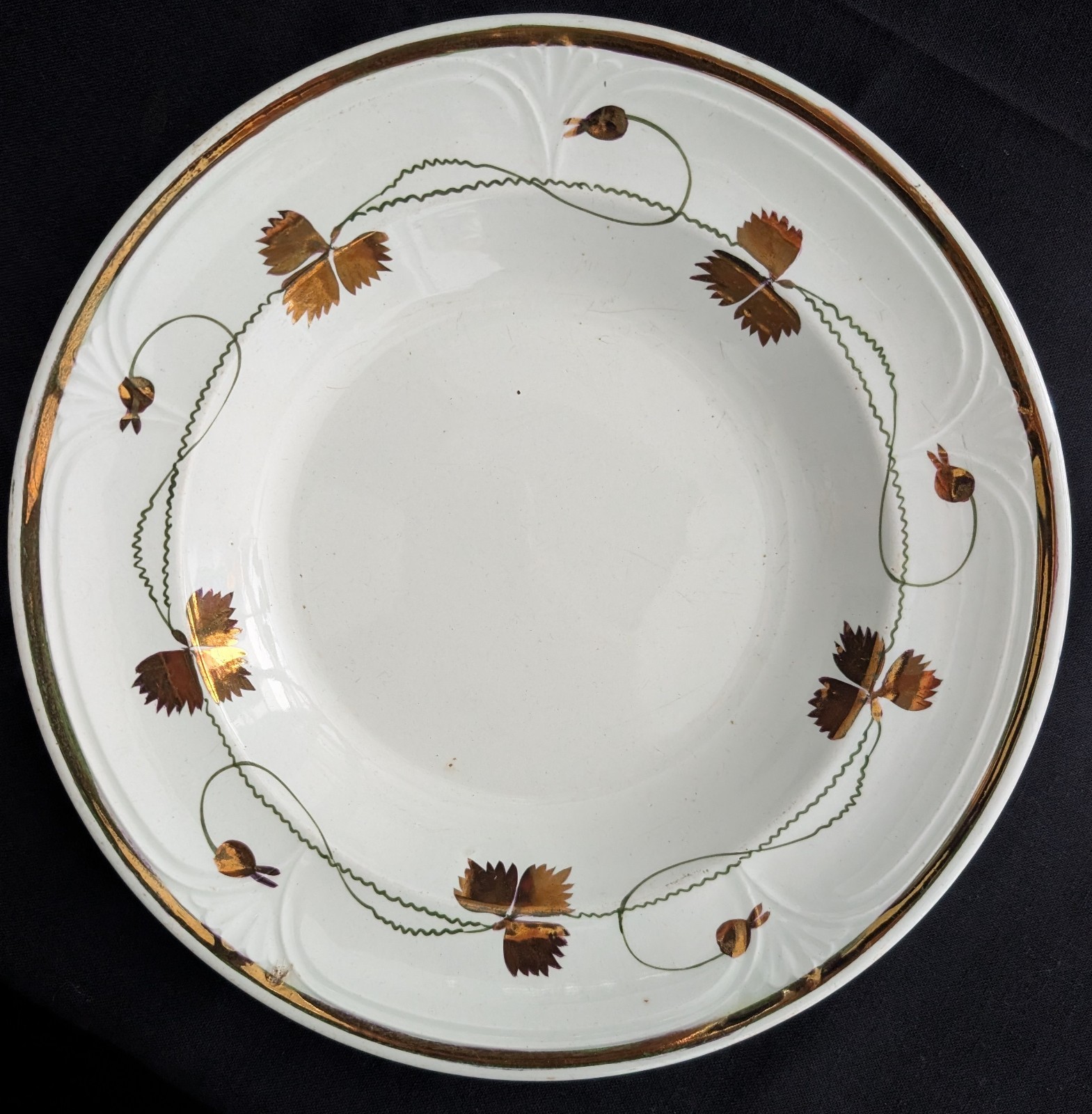 1845-1856 RARE Edward Walley Copper Lustre Niagara Shape Tea Leaf Soup Bowl Nice