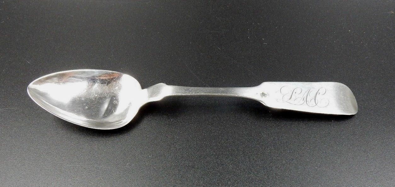 ANTIQUE E. BENJAMIN AMERICAN SILVER PLATED TEASPOON W/ ENGRAVED MONOGRAM “LM”
