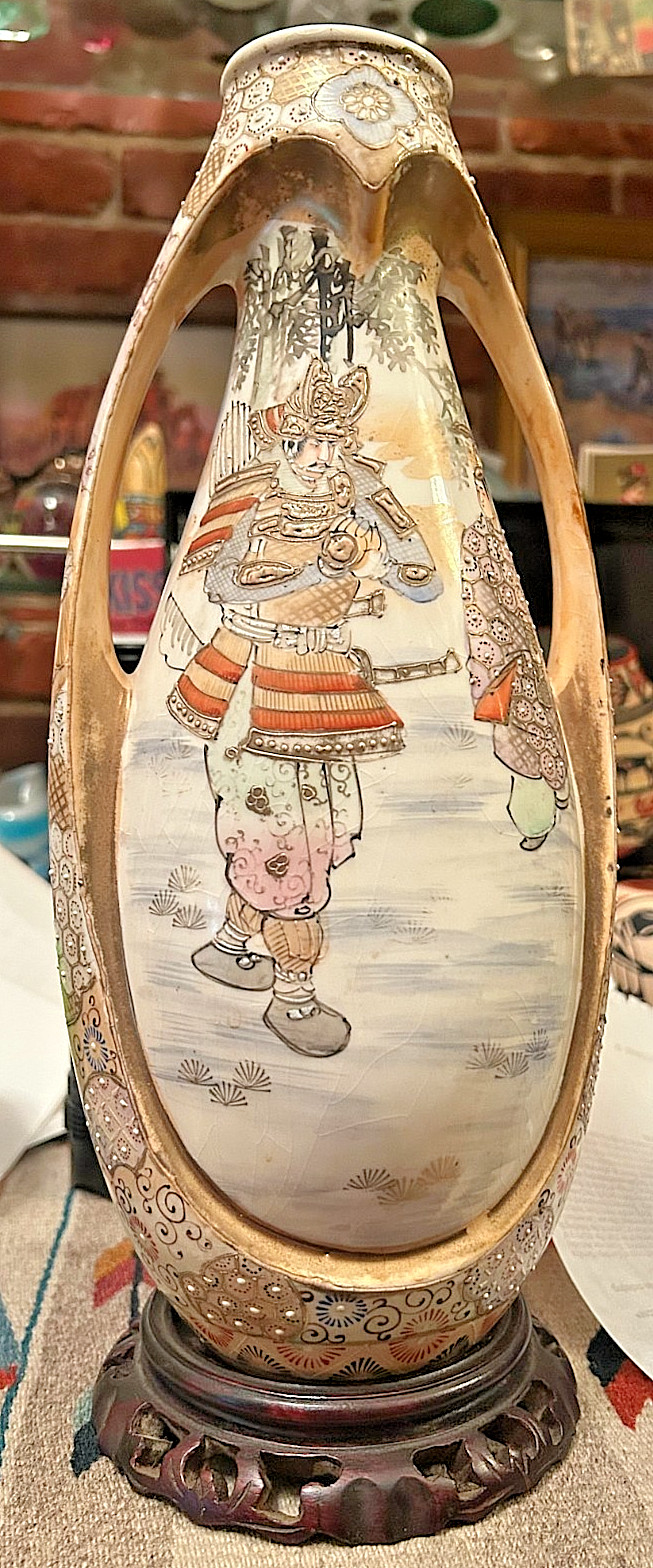 Antique Japanese Meiji Satsuma Hand Painted Vase/Rosewood Carved Base Signed