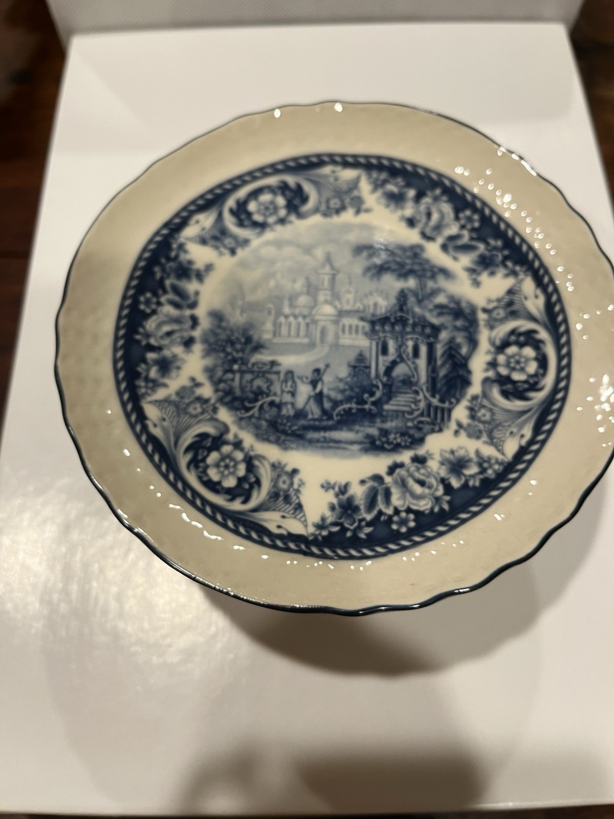 Blue/ White Dish on Stand-Transferware -2 lions w/crown on bottom-Scallop Edge