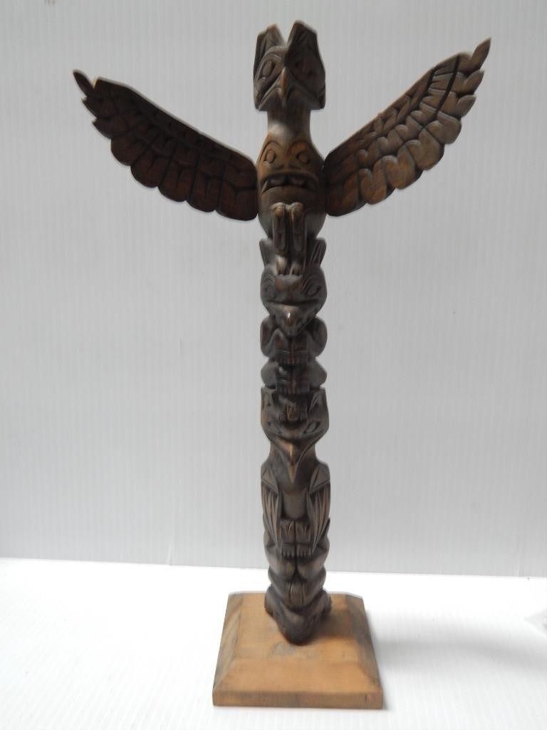 LRG JOHN WILLIAMS SIGNED NOOTKA NWC INDIAN WOOD TOTEM POLE – HUDSON BAY