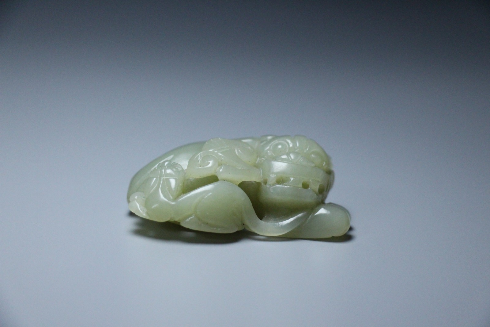 19th Chinese Antiques Hand Engraving Jade Mythical Beast Figurines Statues