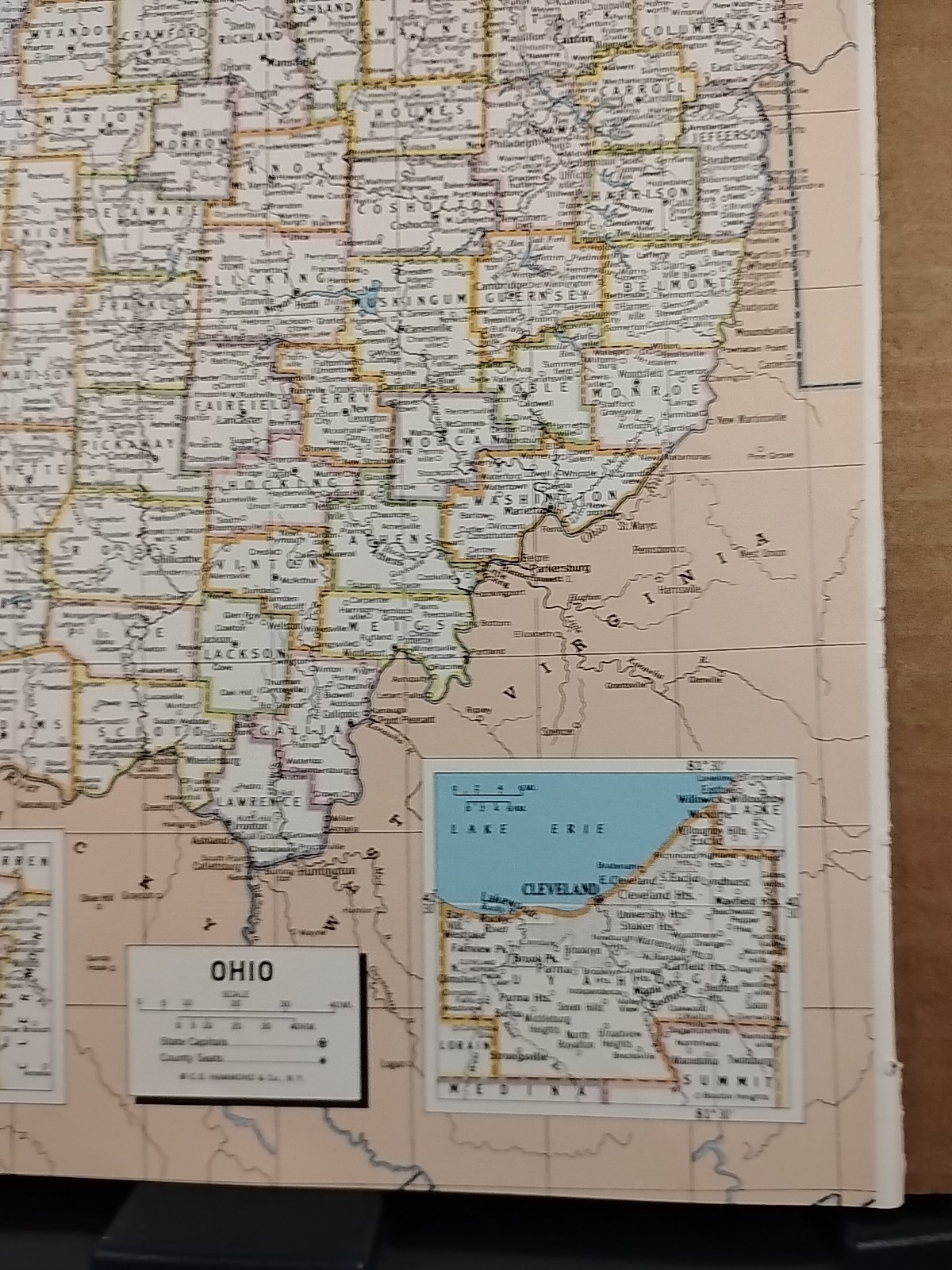 1973 Vintage OHIO Atlas Map Mid-Century Modern Hammond Medallion World Atlas