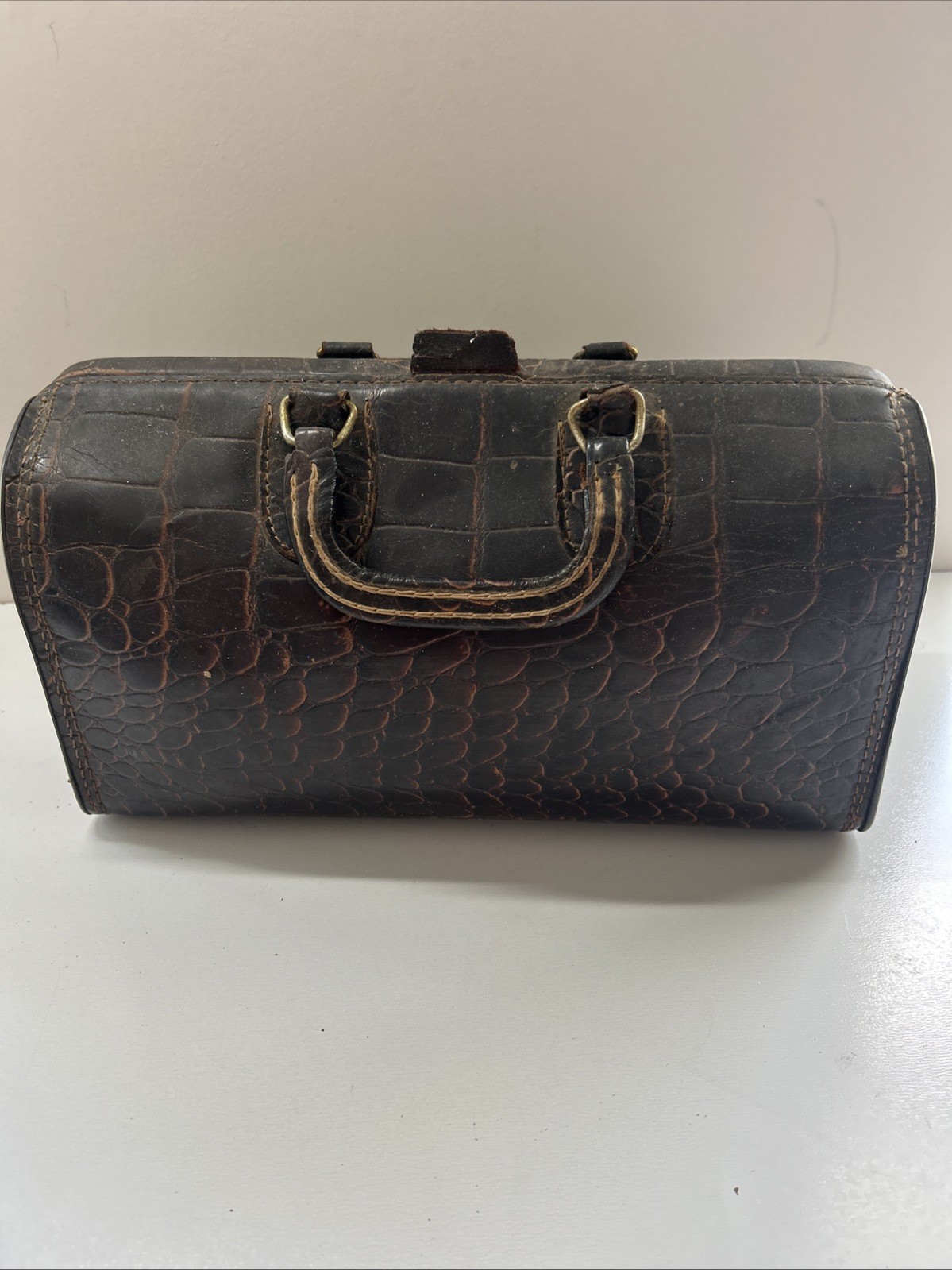 UPJOHN Top Grain Cowhide/HOMA Brass Clasp, Doctor/Satchel Bag Vintage