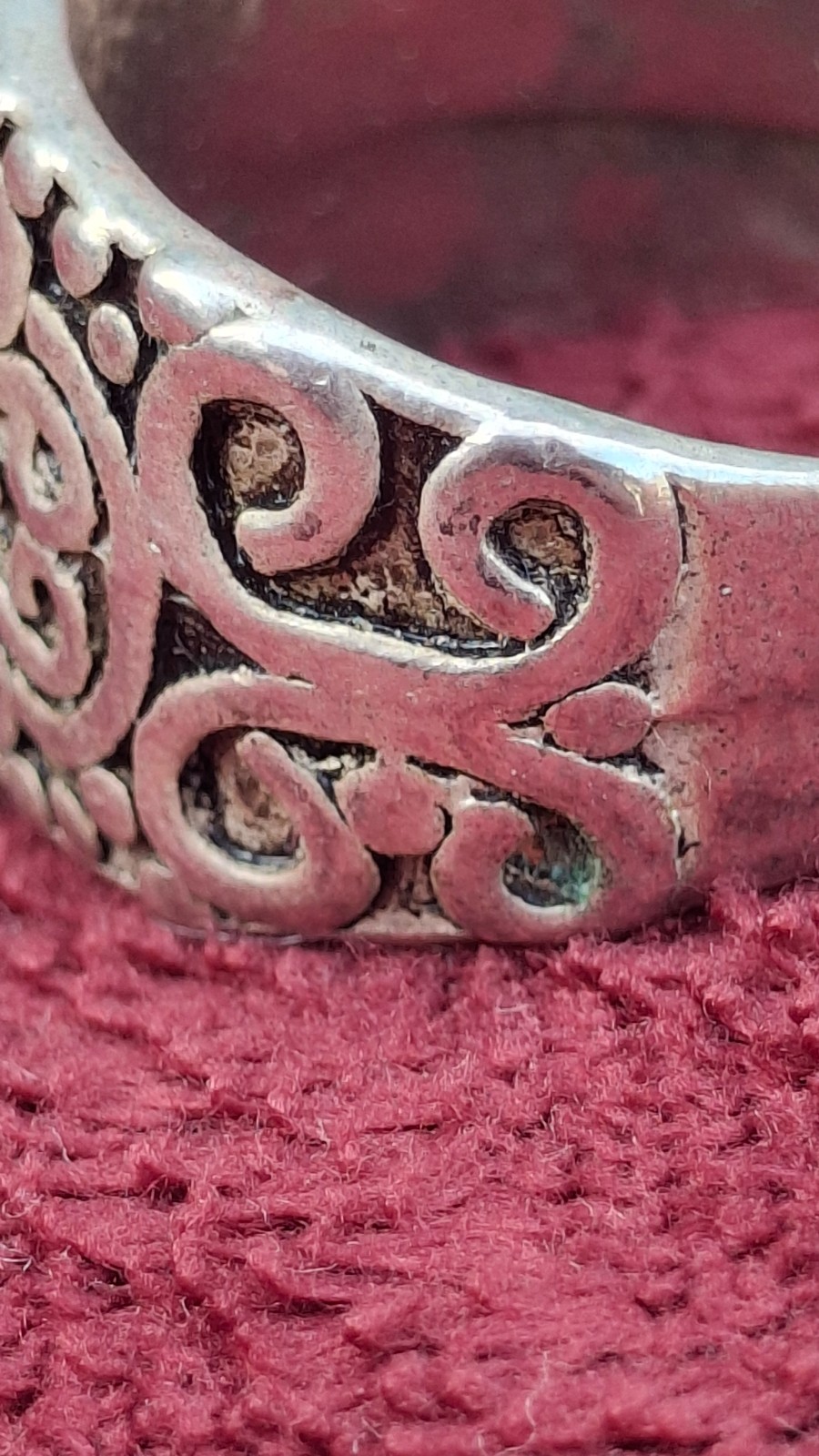Antique Scandinavian? Saxon style finger ring 19thC-20thC? Silver/White Metal?