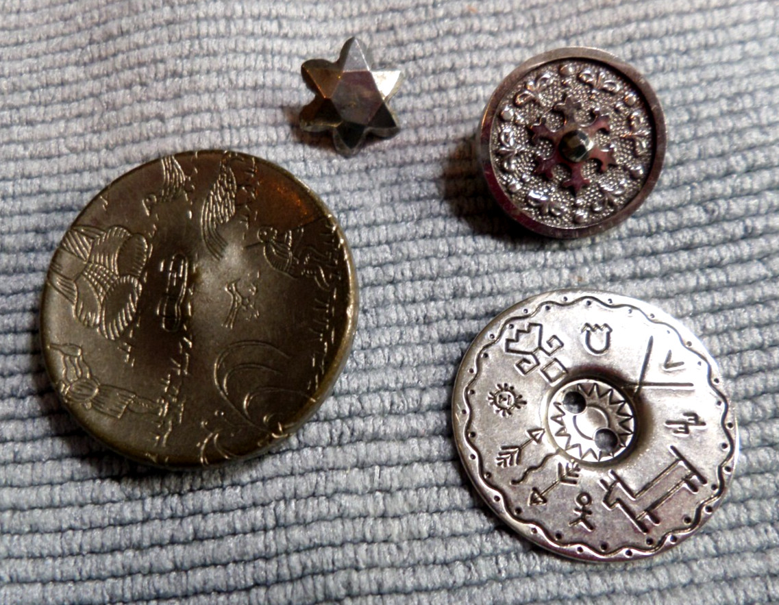 Lot of 70 Vintage Antique Metal Picture Work Uniform Buttons Various Patterns