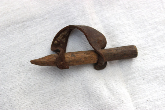 Late 1800’s Early 1900’s Wood and Leather Corn Husking Peg