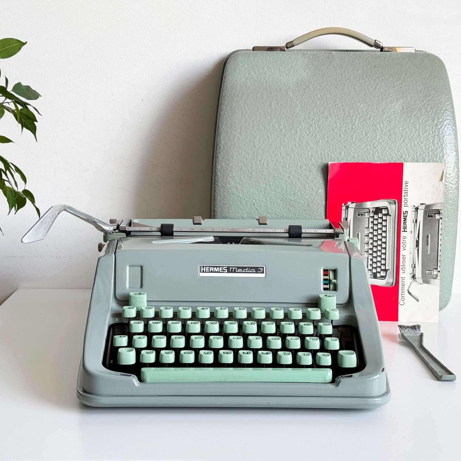 Hermes Media 3 | Typewriter | 1960s | Serviced | UPS 3-Day to US/CAN