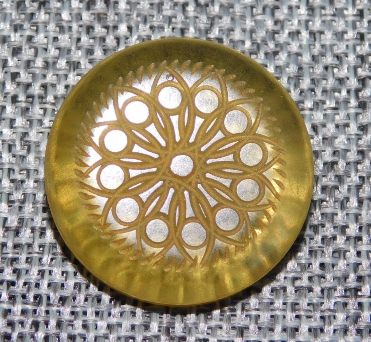 Lot of Antique Vtg Bakelite Buttons Aprx: 1-1/4″ ~#104-A