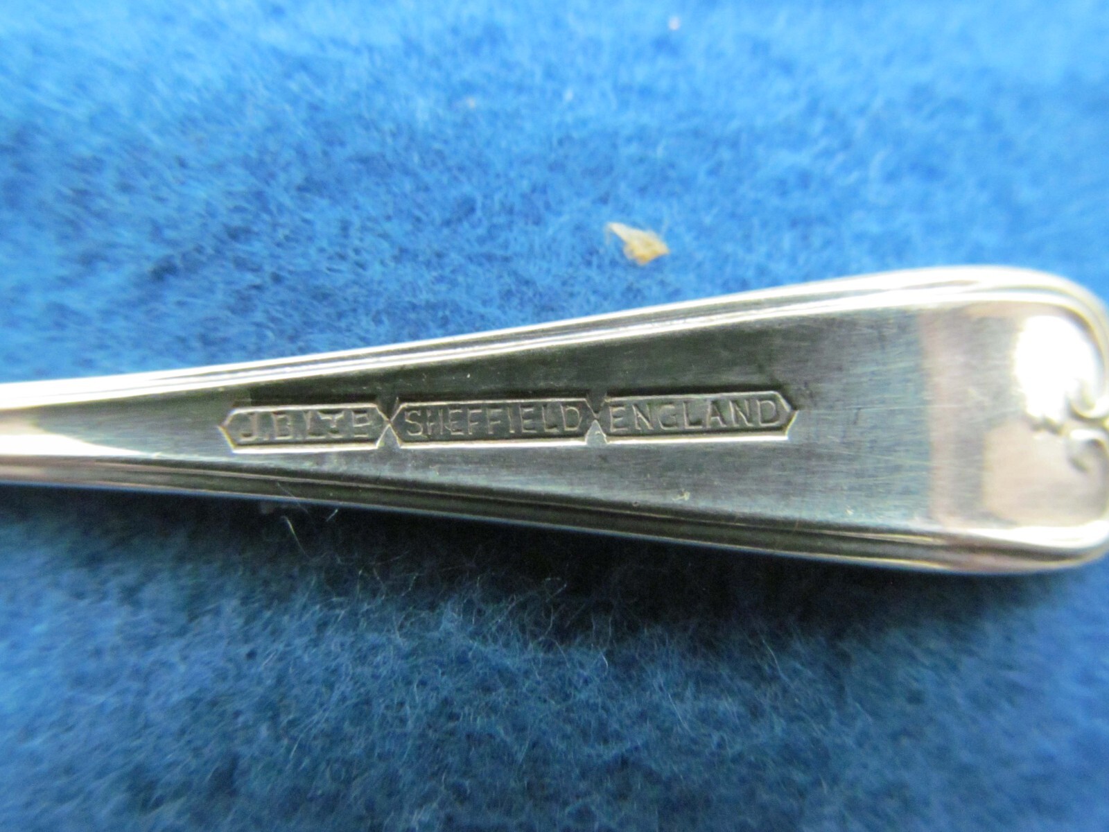 EHJ TWO TINY 3 1/4″ SILVERPLATE SPOONS MARKED J.B. LTD SHEFFIELD ENGLAND X