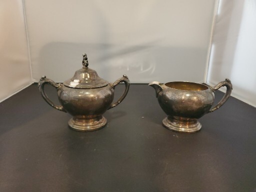 Vintage Oneida Silver Plated Creamer & Lidded Sugar Bowl Set Made in USA