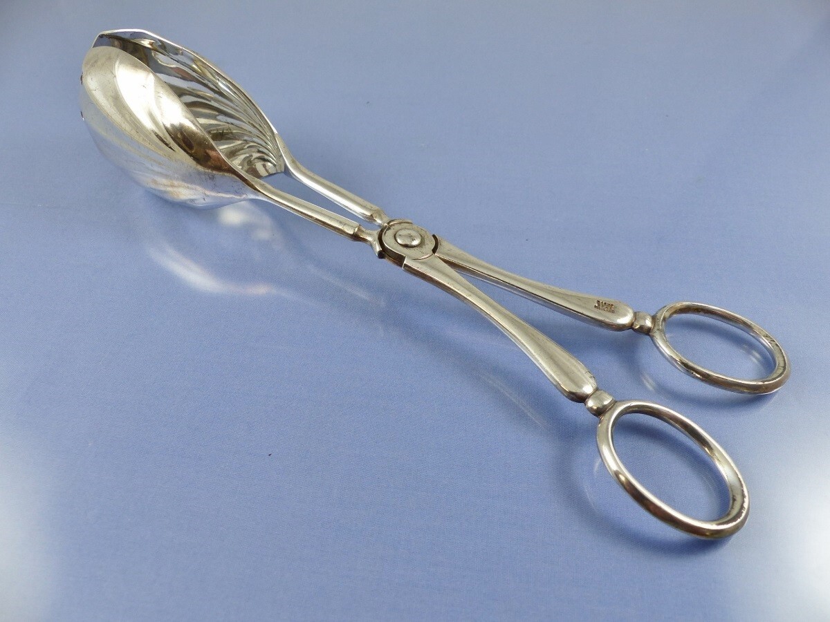 OLD ENGLISH PLAIN SALAD or PASTRY TONGS BY BIRKS EPNS ENGLAND