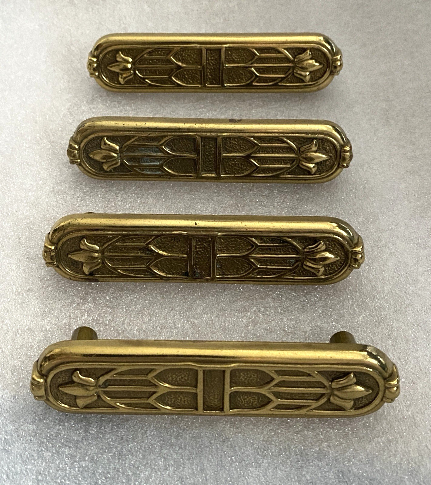 Vintage Art Deco Keeler Brass Co Dresser Drawer Pulls Handles 4″ KBC Set of 4