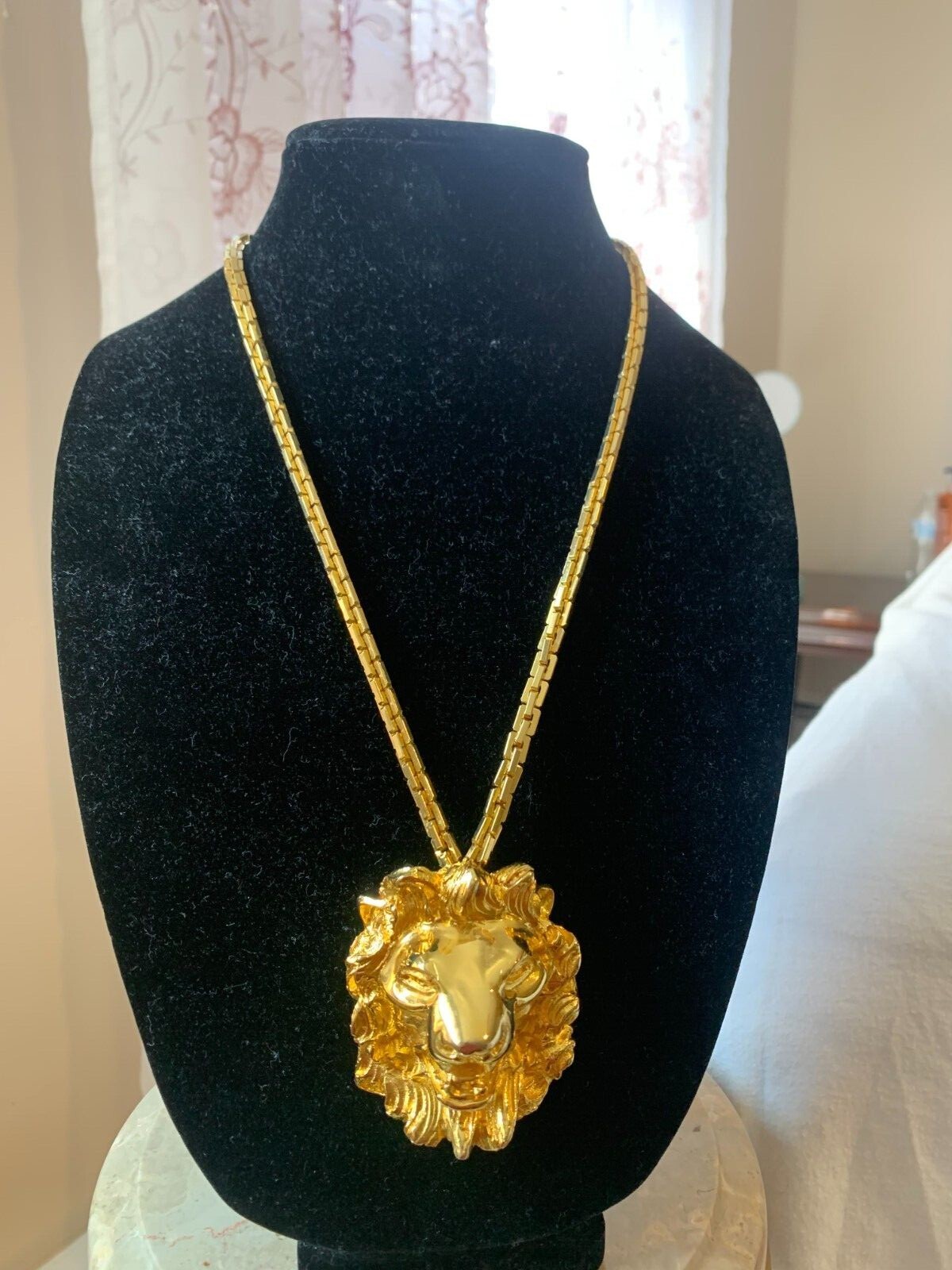 Judith Leiber Lion Head Pendant Brooch Necklace 18k Gold Plated
