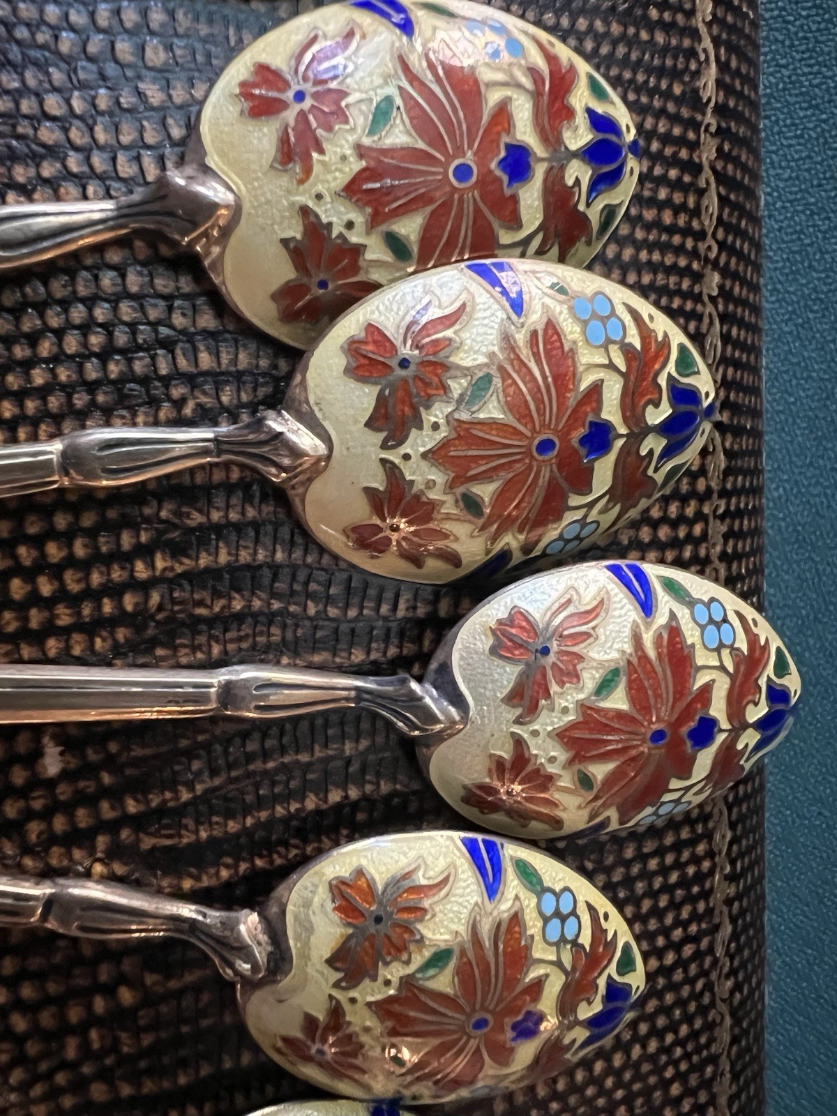 1930s ENGLISH GILT STERLING 6 PIECE SET ENAMELED DEMITASSE SPOONS ORIGINAL BOX