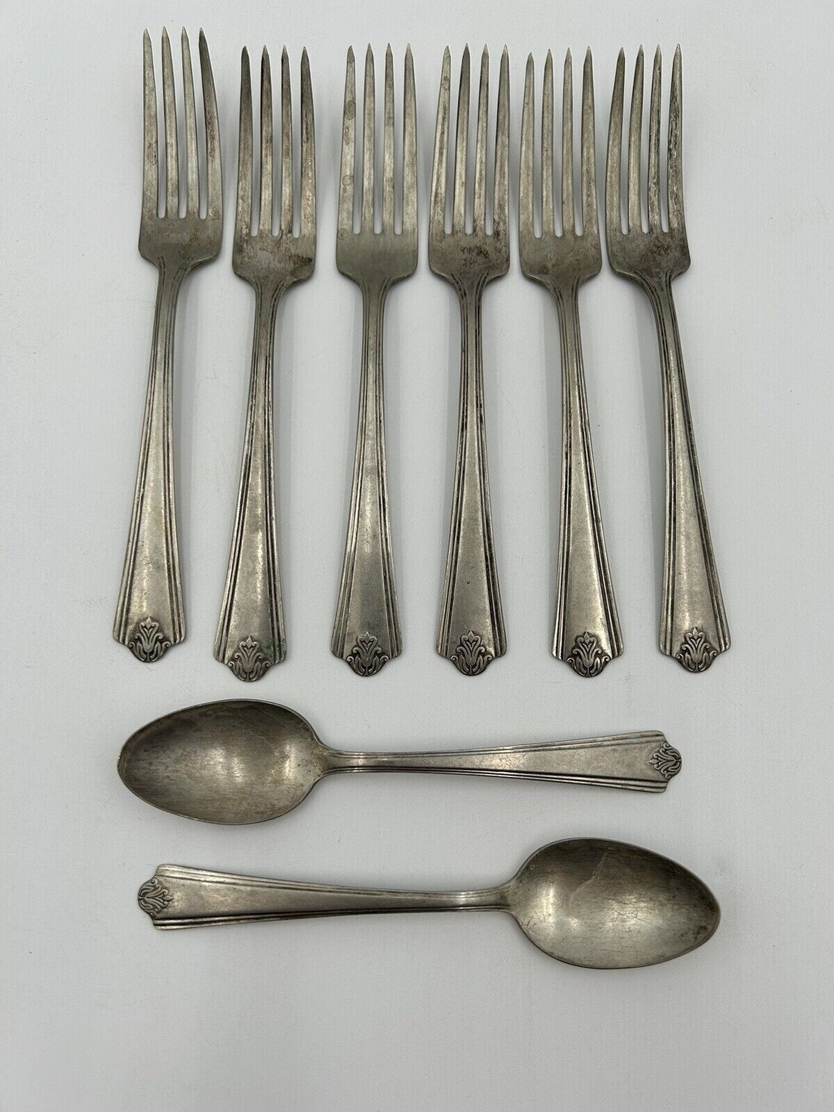 Lot of 8 Vintage DS Diamond Silver Co. Silver Plated Fork & Spoon Flatware Set