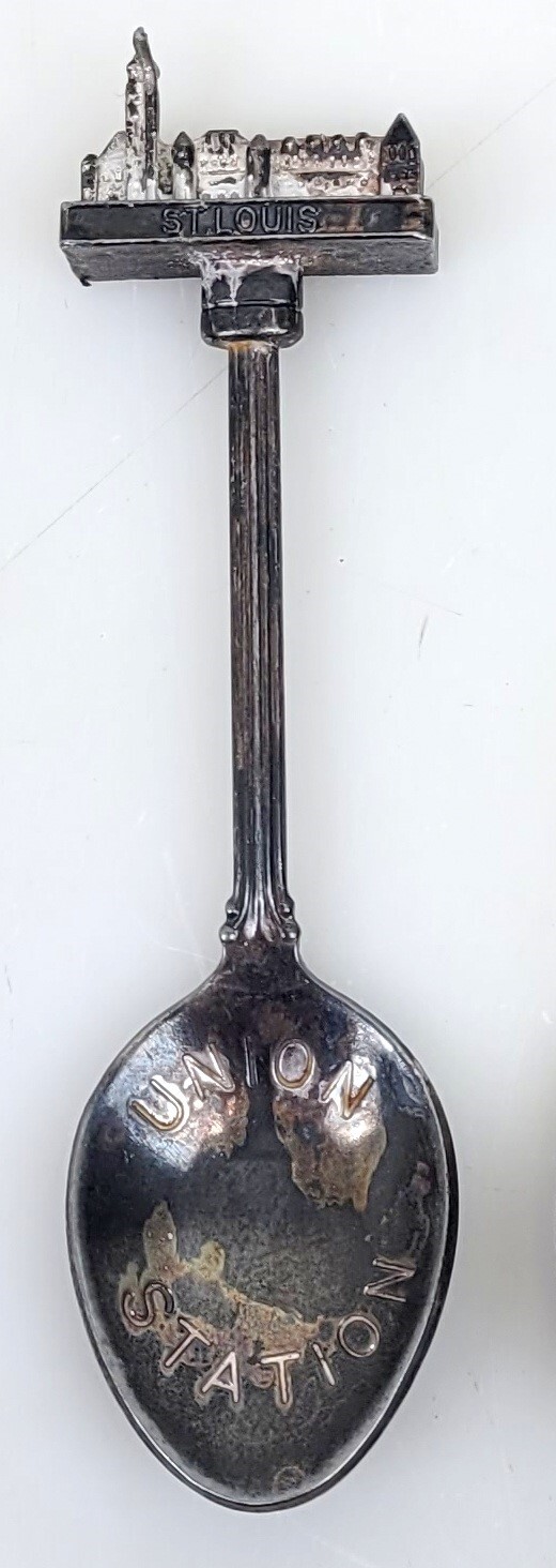 Silverplate 4″ Union Station St. Louis Souvenir Spoon ~ T455d