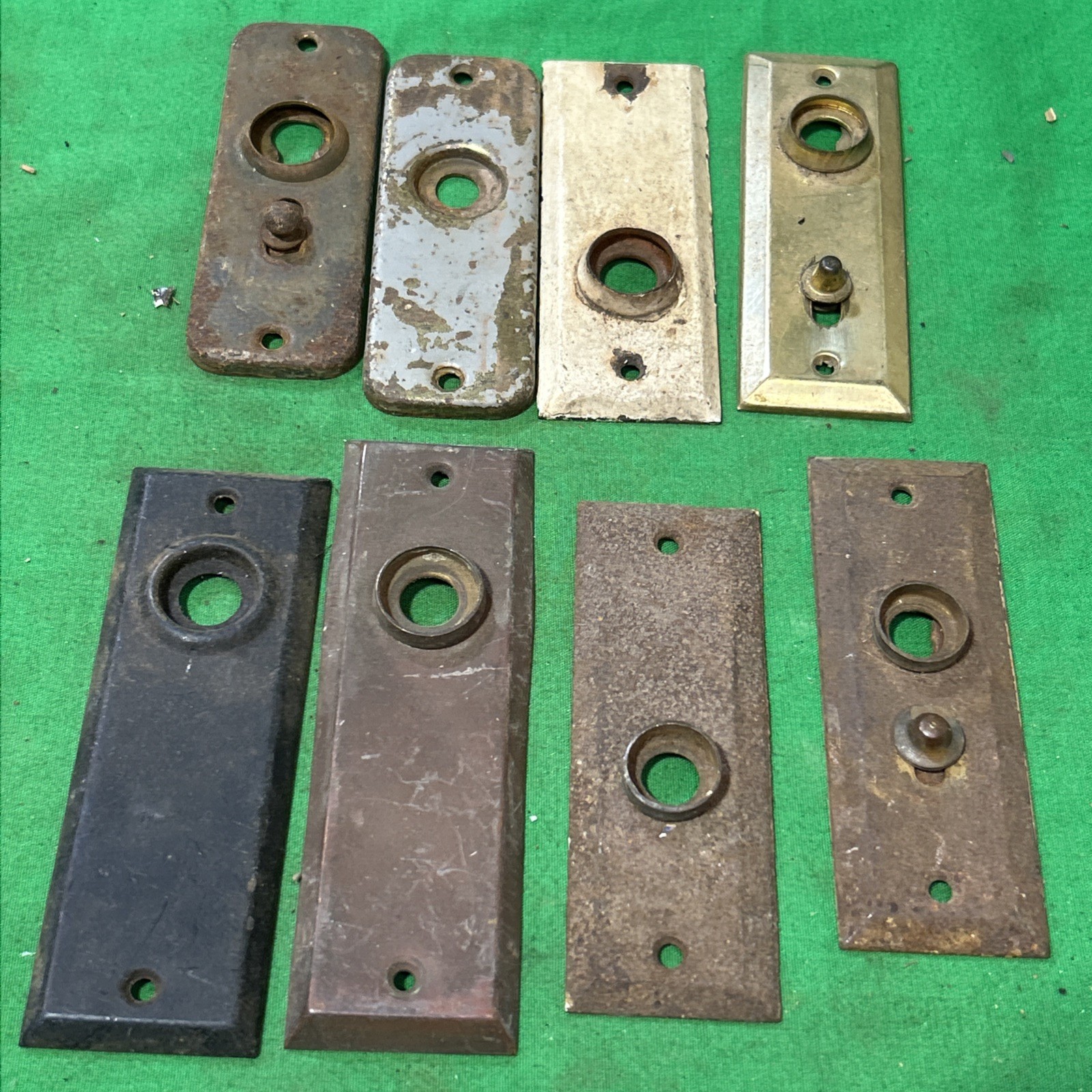 Vintage Metal Door Knob Back Plates Wood Screen Door Primitive 8 Plates
