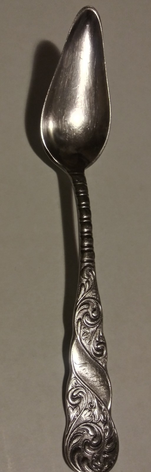 Antique Aurora 4 Silverplate Ingraved On Handle No. 1594. Very Ornate. 6 Inches