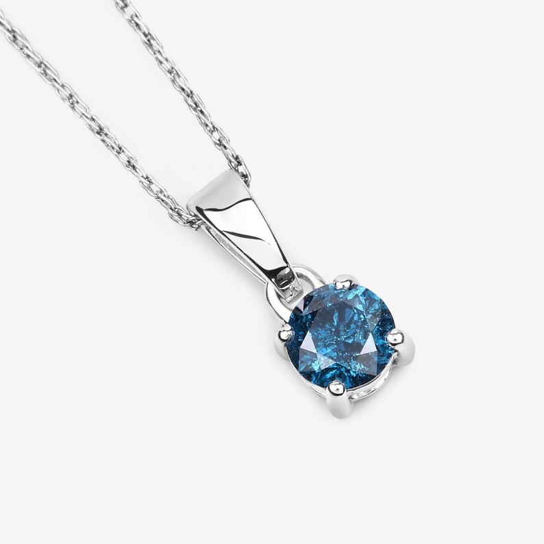 1Ct Round Cut Lab Created Alexandrite Women Beauty Pendant 14K White Gold Plated