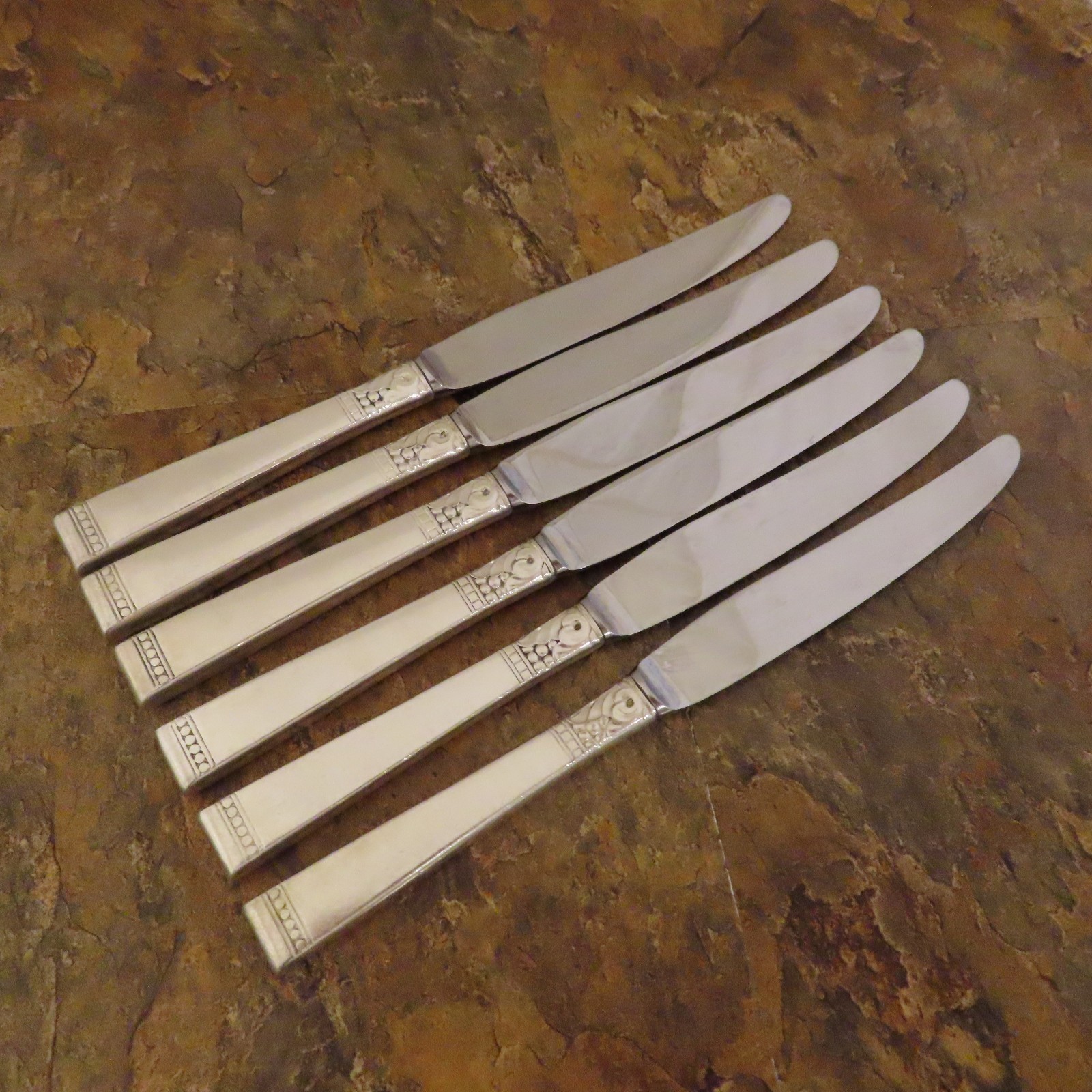 Oneida Forever Set 6 Dinner Knives Community Vintage Silverplate Flatware Lot A