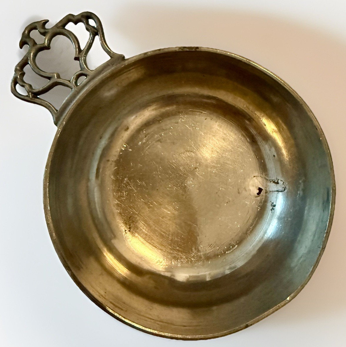 Antique English Pewter Porringer Lion Sword Horse & Shield Danforth Collection