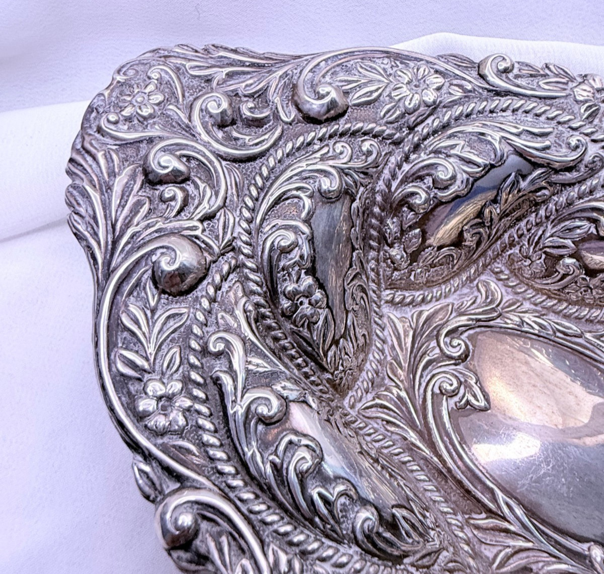 Antique Sterling Silver Repousse Centerpiece Bowl Oval Floral 90g Victorian