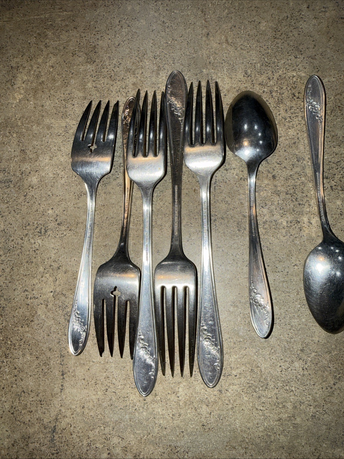 Oneida Community Tudor Silver Plate Flatware 11 Piece