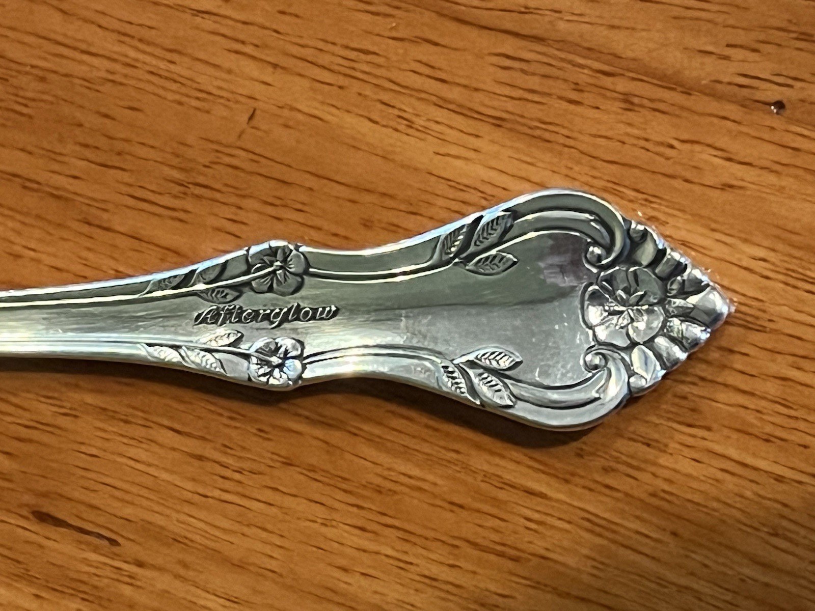 ONEIDA ~ AFTERGLOW ~ STERLING SILVER 6-1/2” SALAD FORK NO MONOGRAM .925 ~ 36g