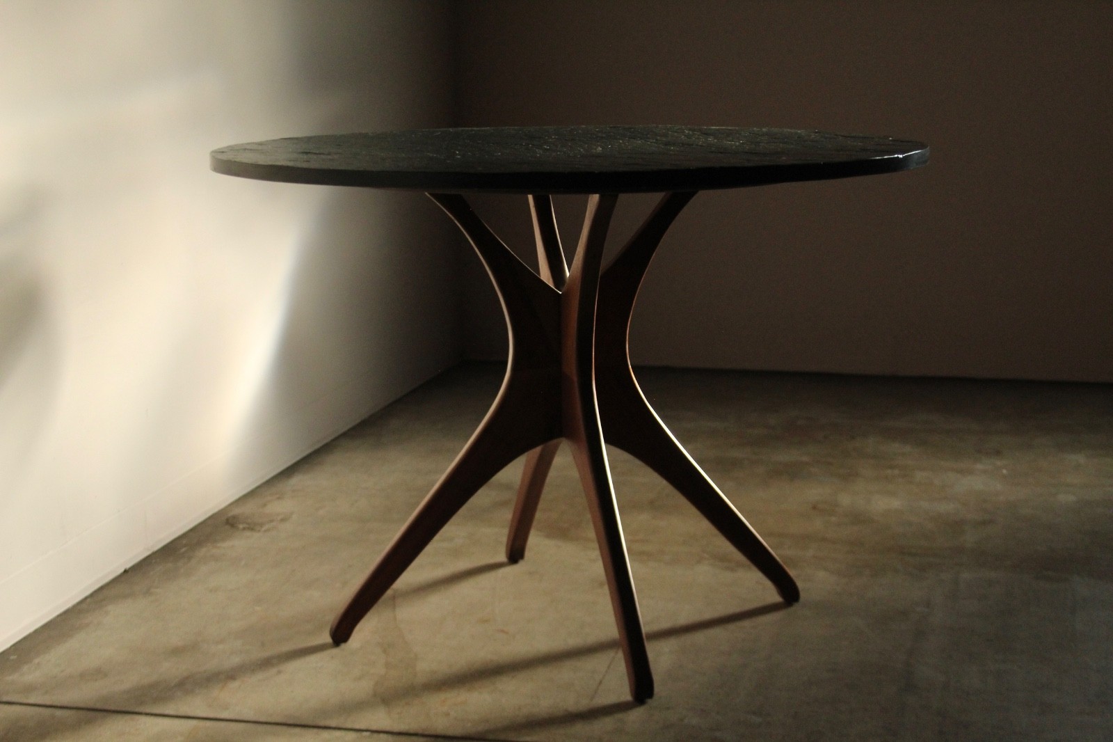Sculptural Walnut and Slate Dining Table After Vladimir Kagan, 1950s MCM