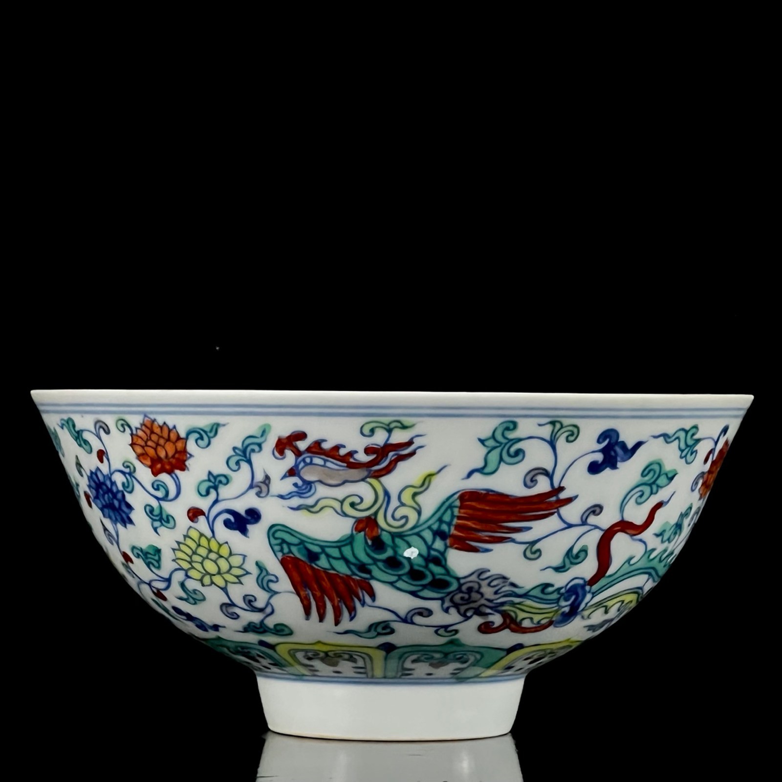Chinese Doucai Porcelain Hand Painted Exquisite Phoenix Pattern Bowl 18180