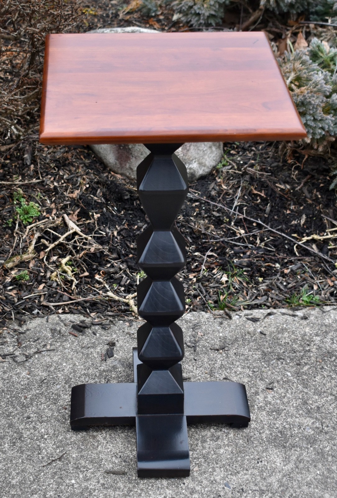 Vintage Ethan Allen Transitional Style Two Tone Side Table