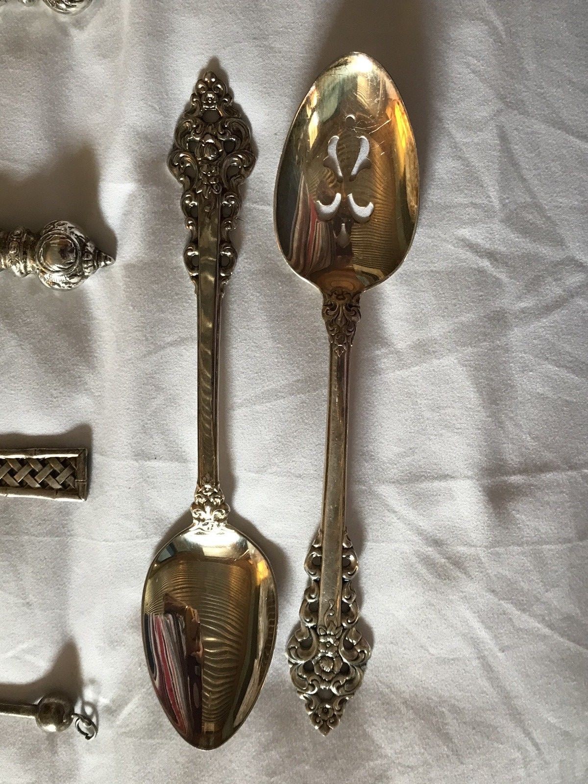 2 ROCHAMBEAU serving spoons, International silver plate,8.25″ pierced + solid