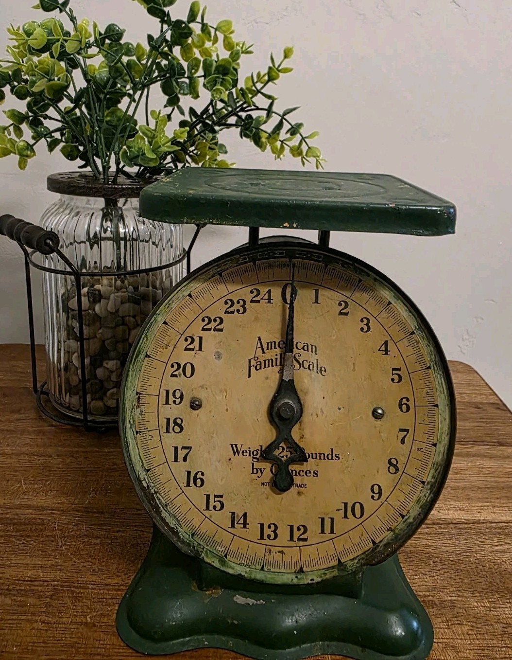 Antique American Family 25 LB Green Metal Family Kitchen Scale Farmhouse Patina